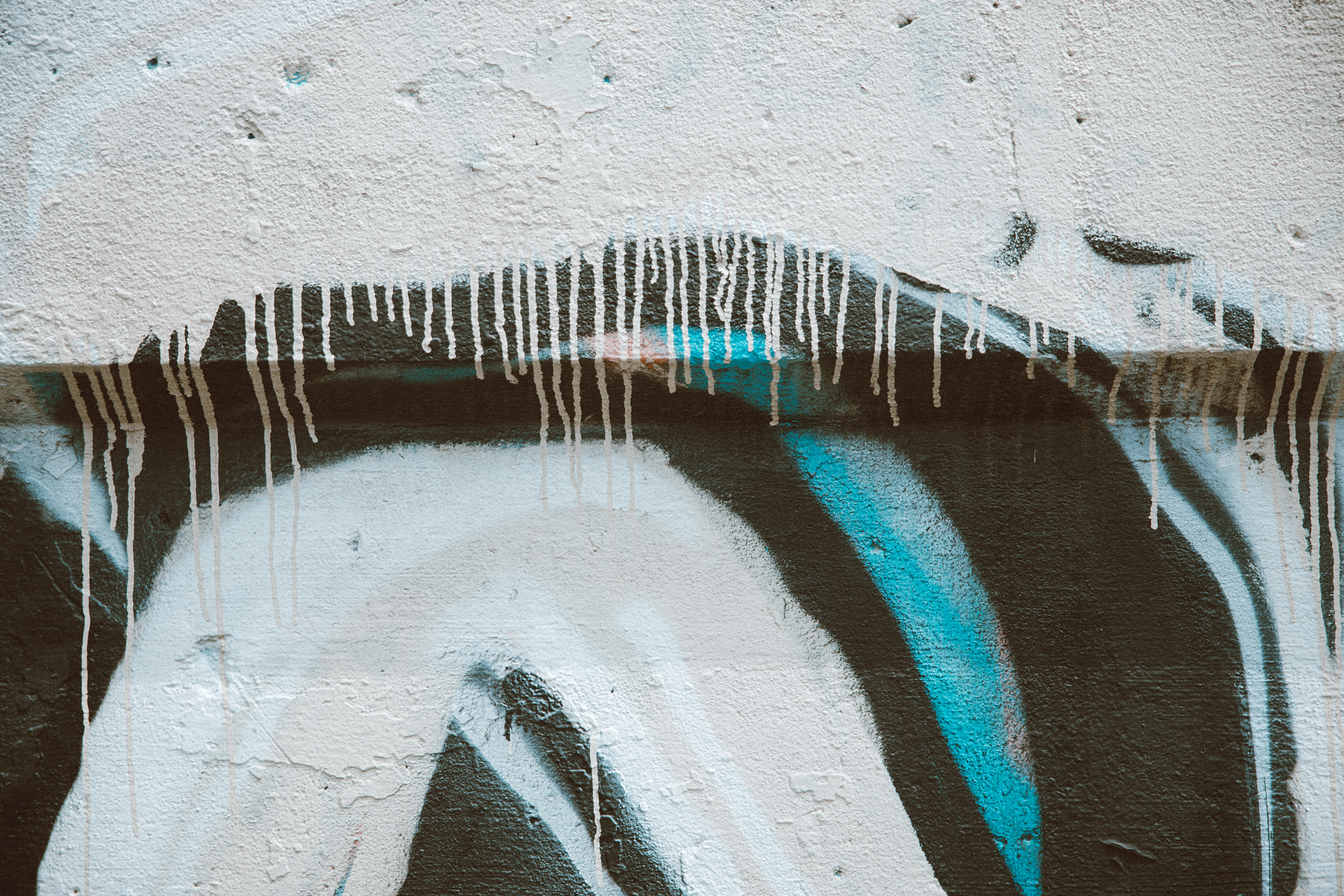 Paint drip