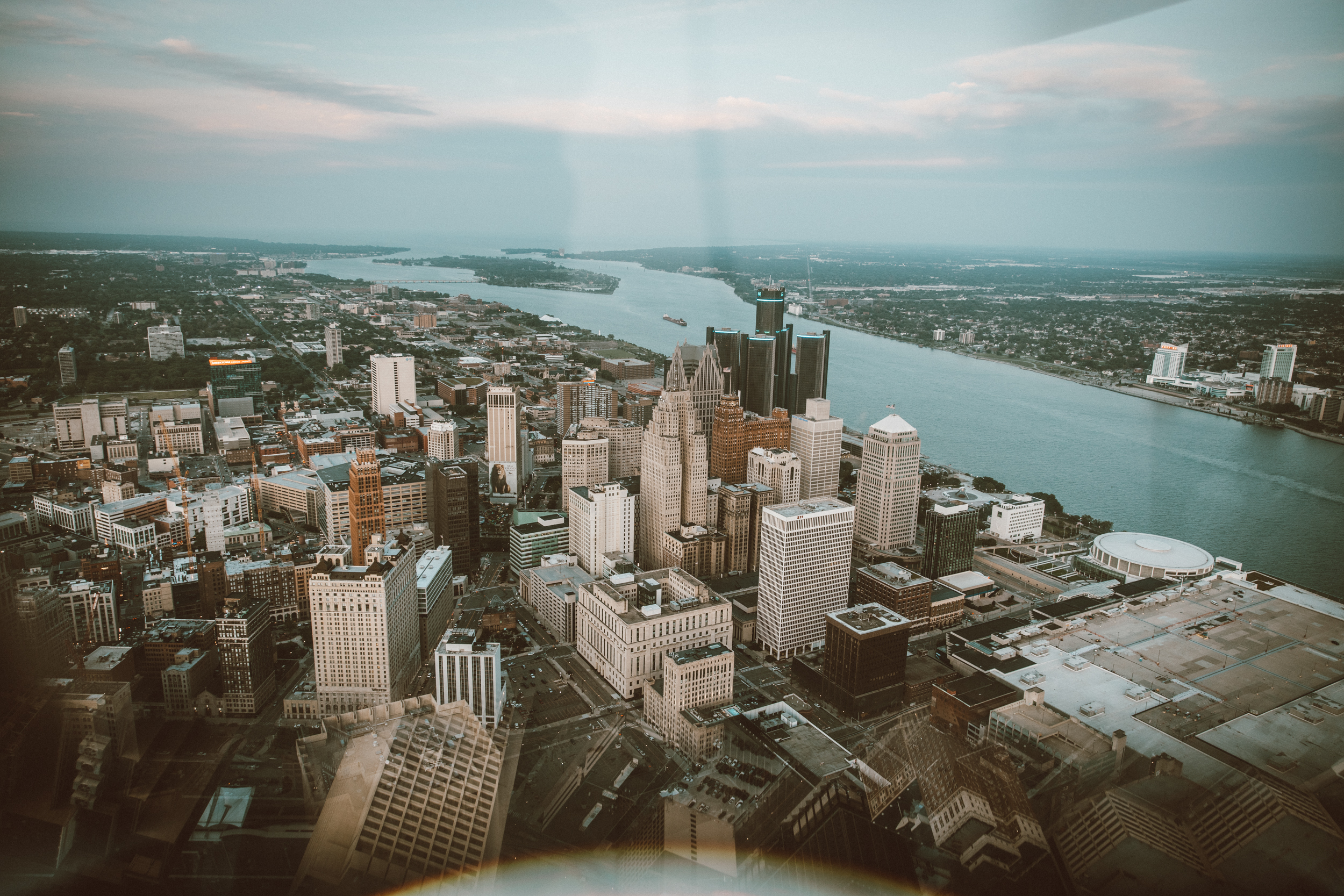 Detroit by the river