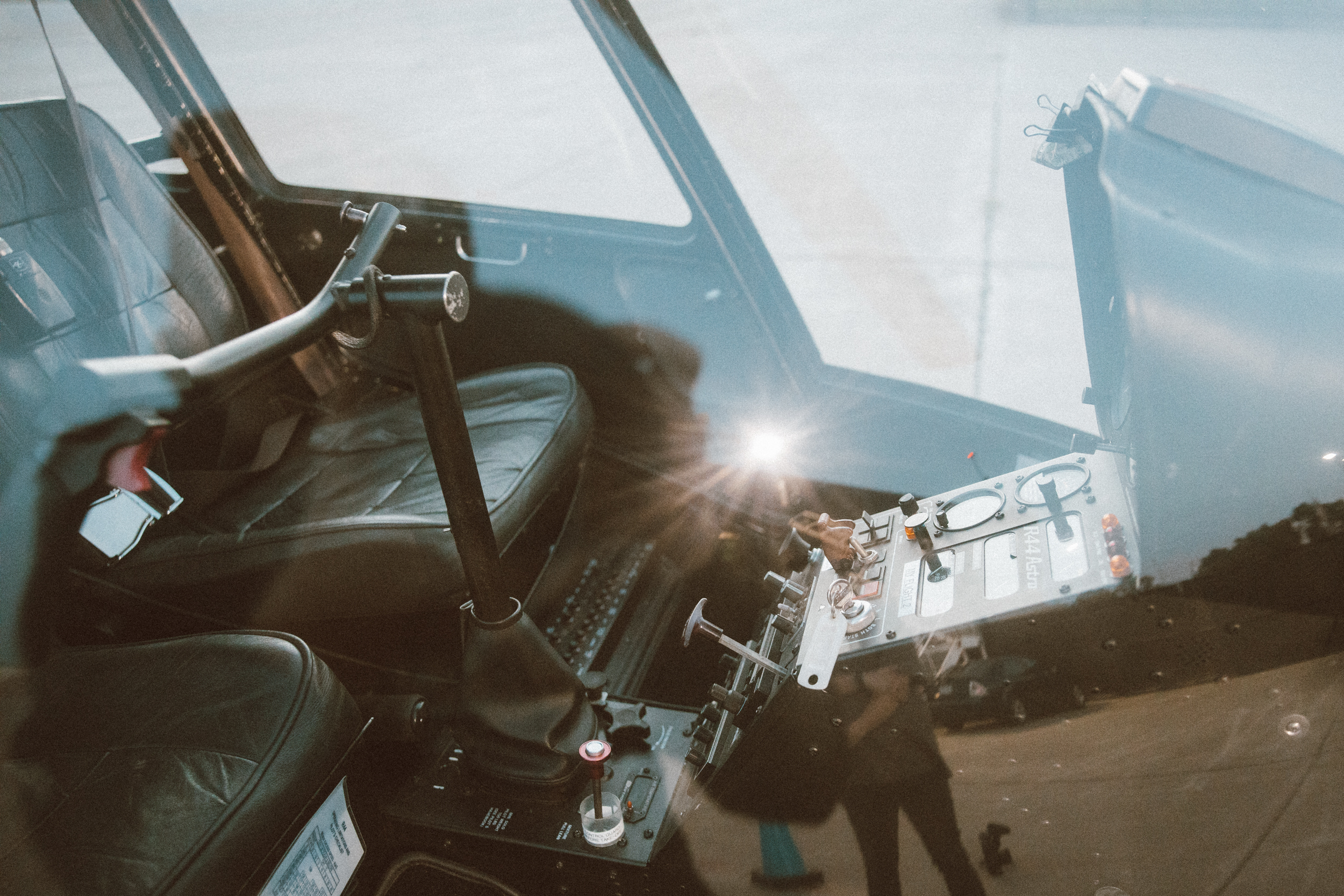 Helicopter windshield