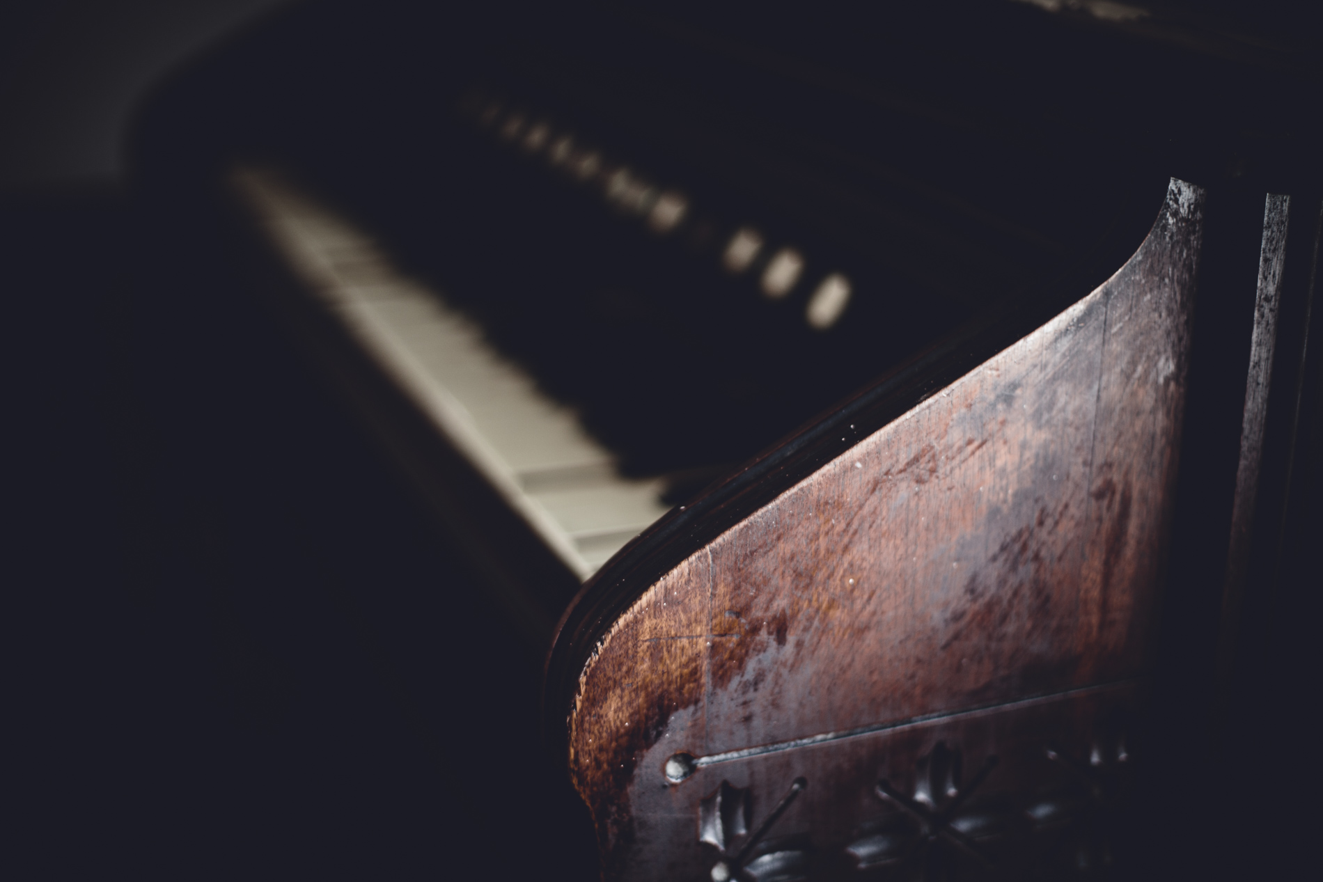 organ side dark