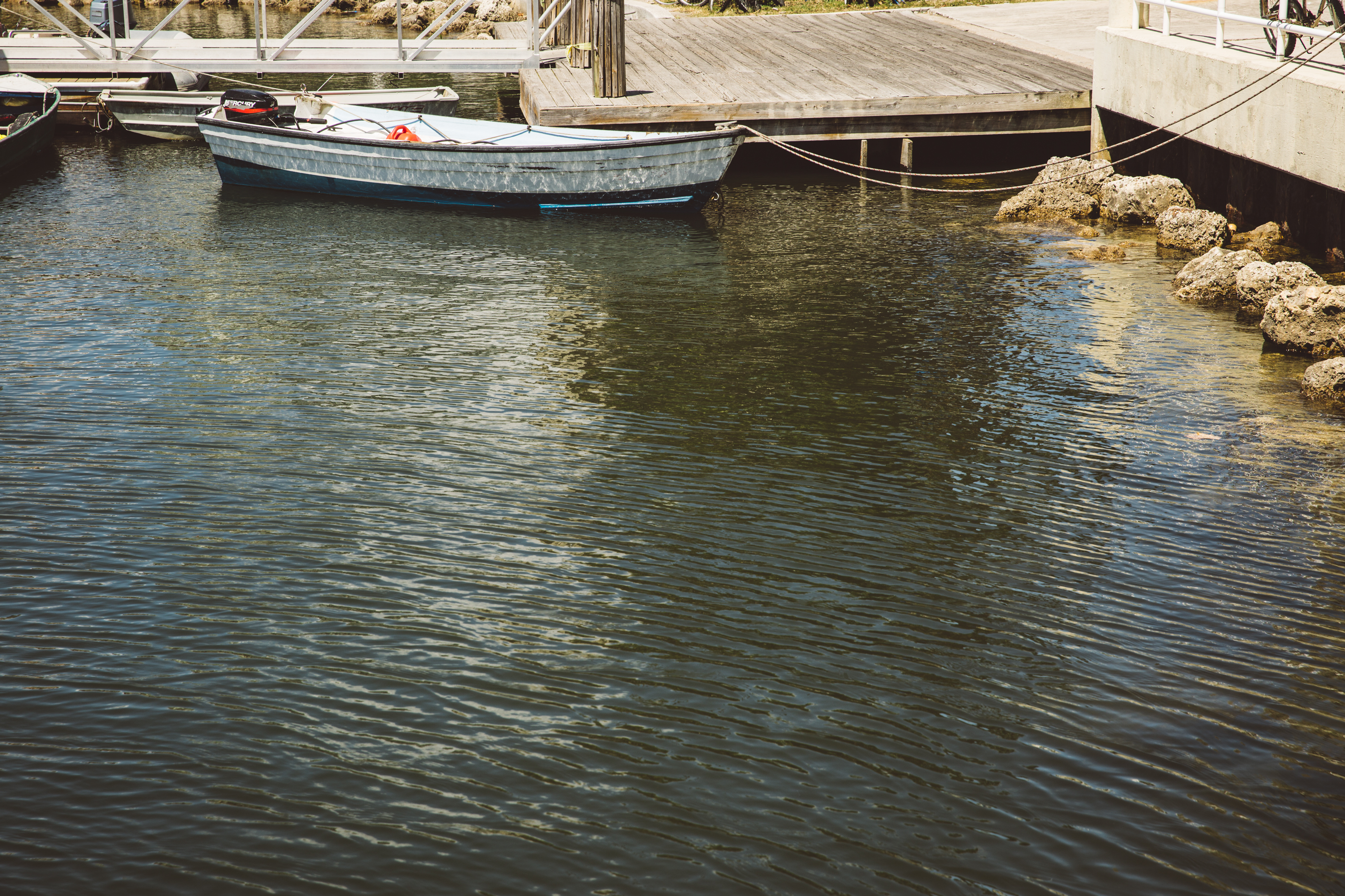 Aluminum boat