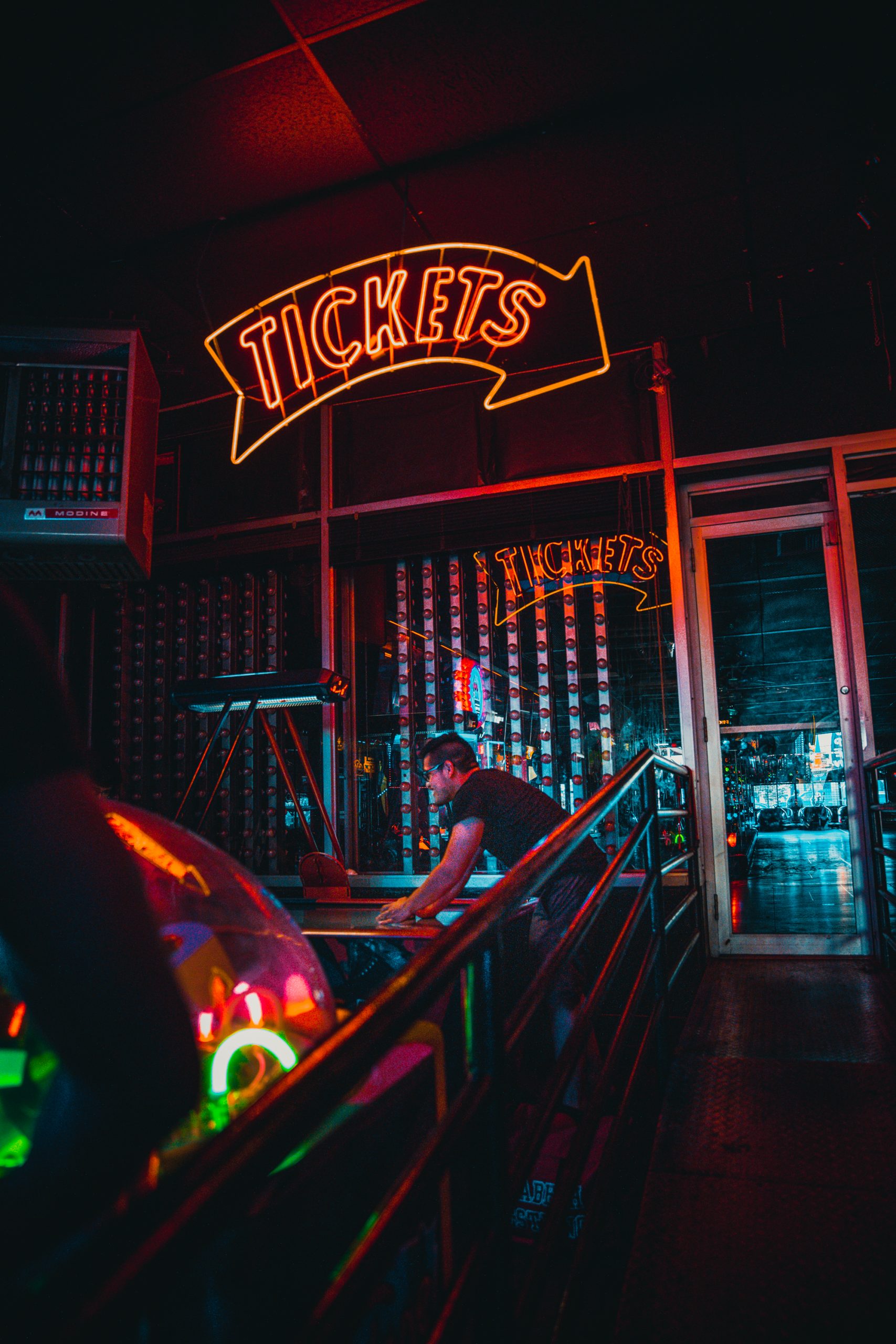 Tickets neon