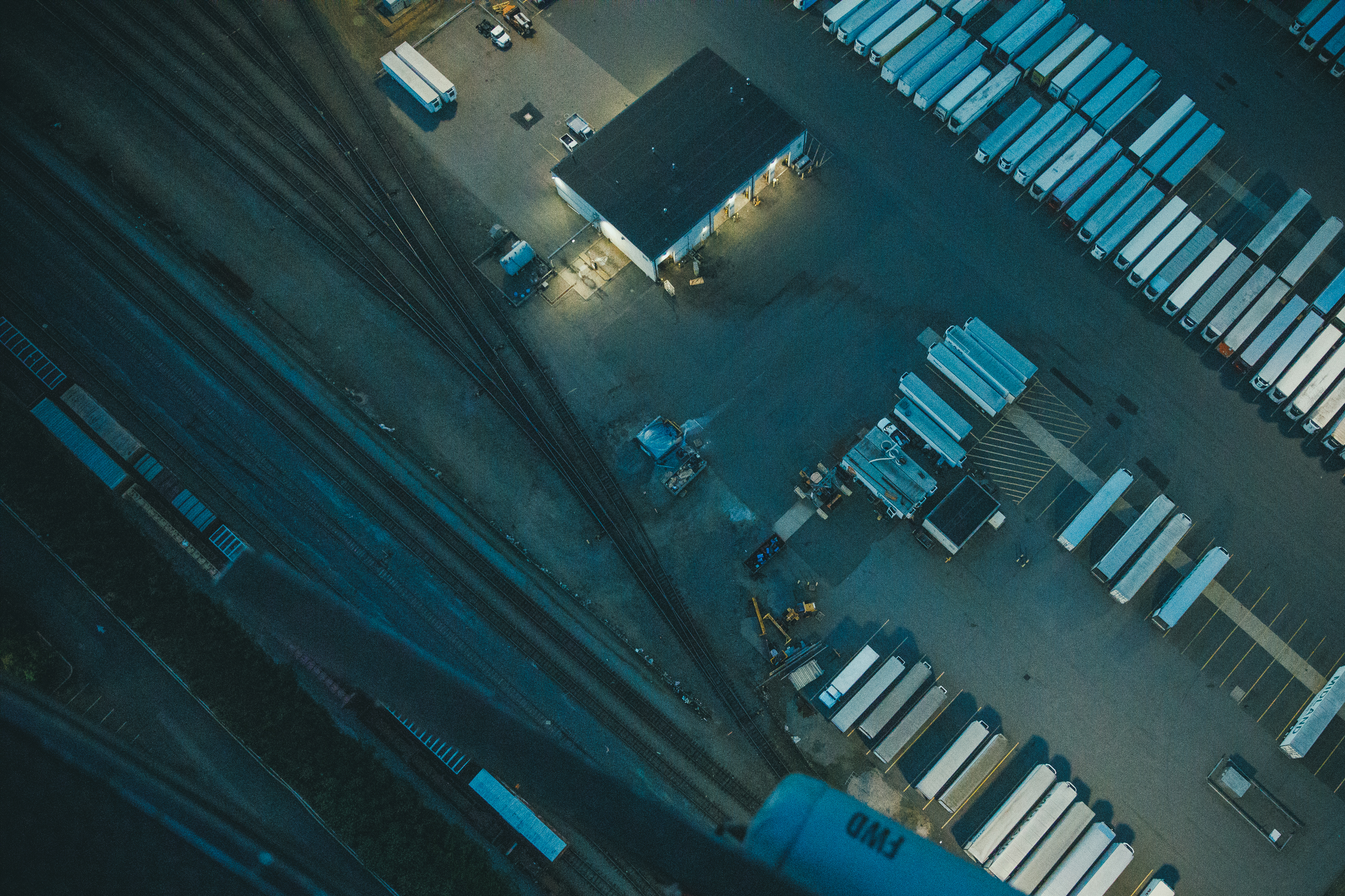Aerial trailers