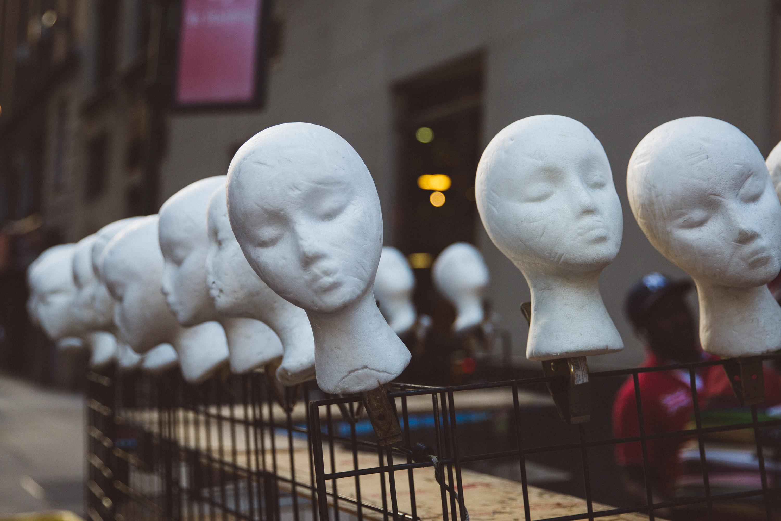 Manikin heads