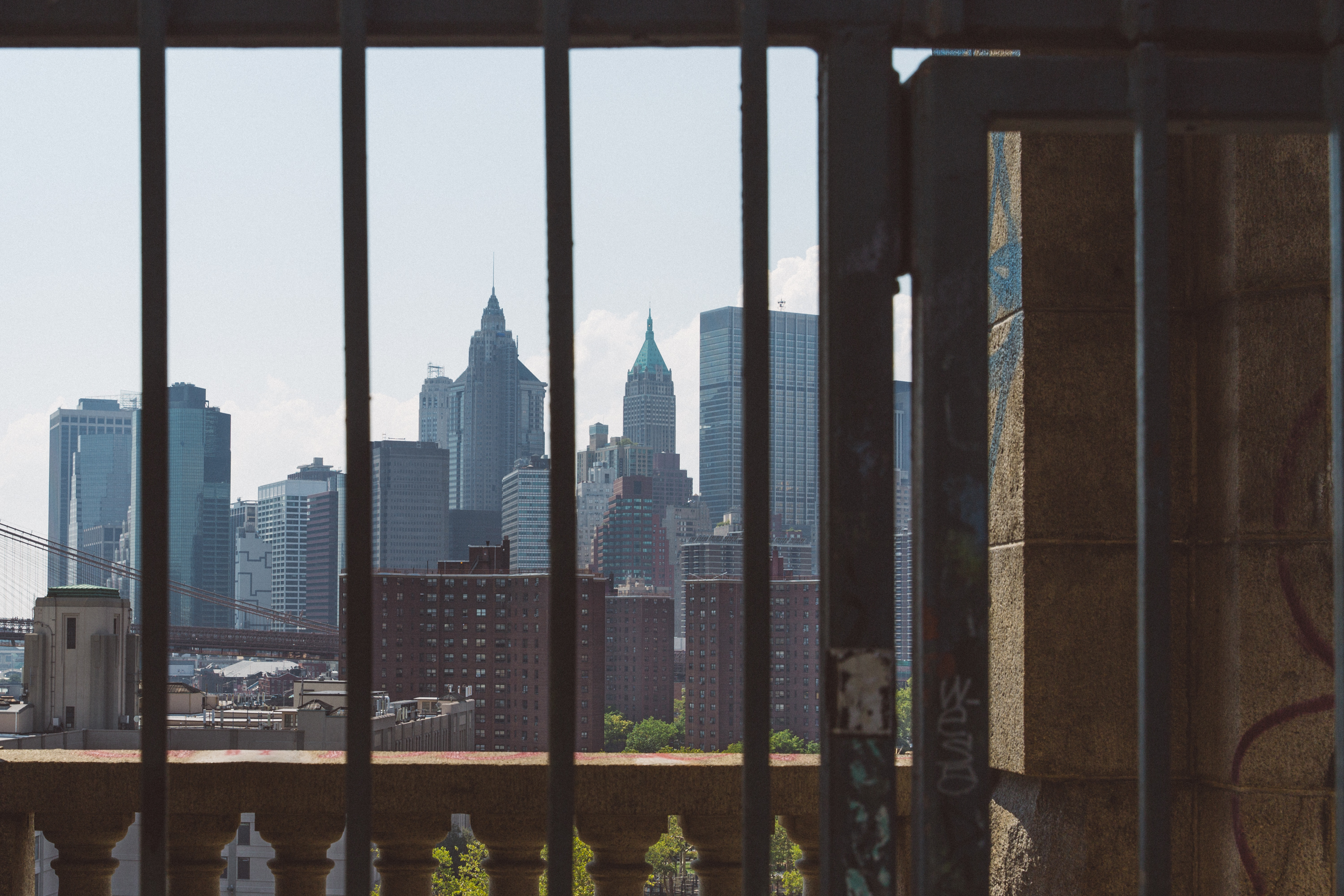 Through gate