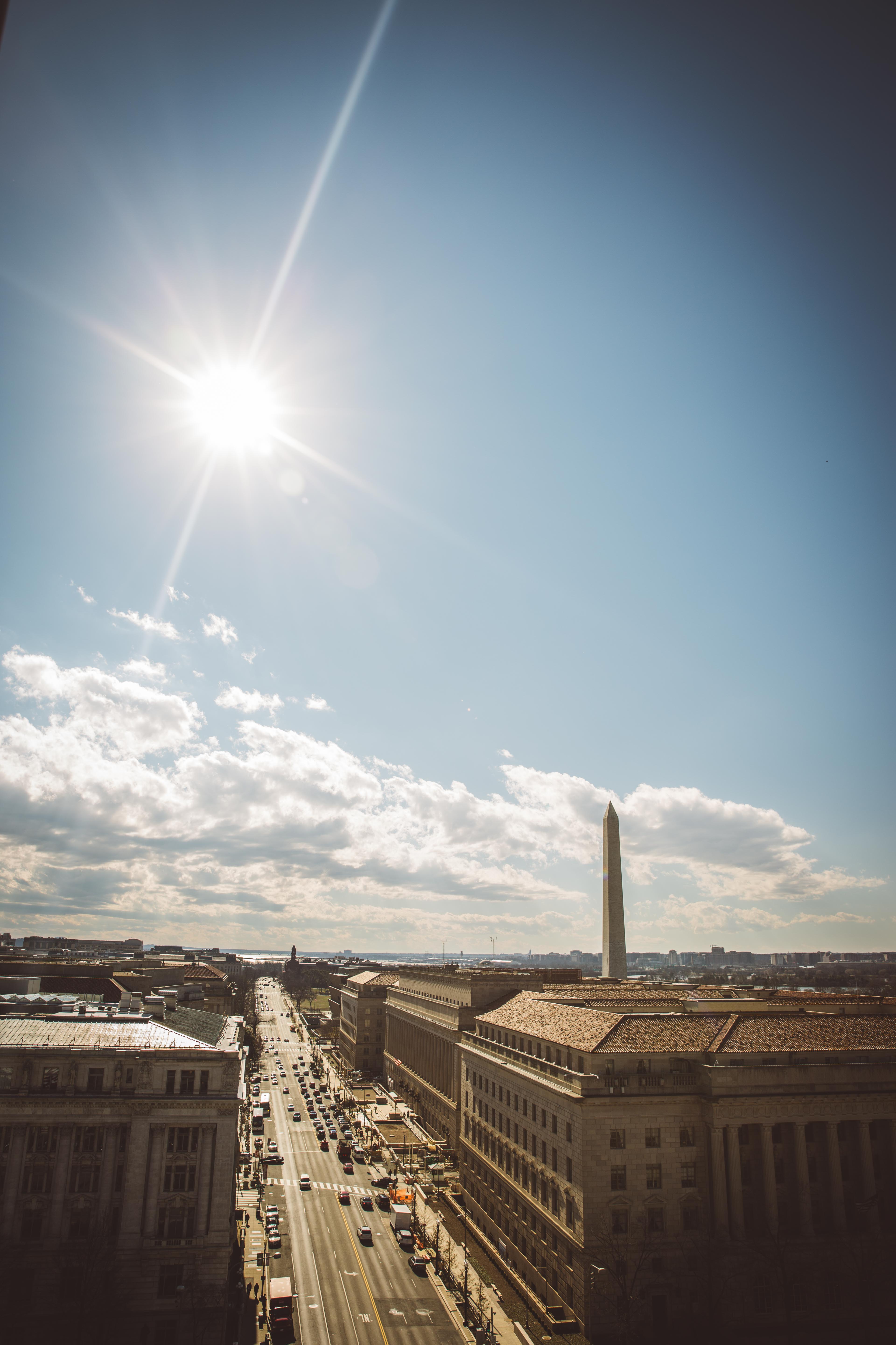 Sun shines on DC