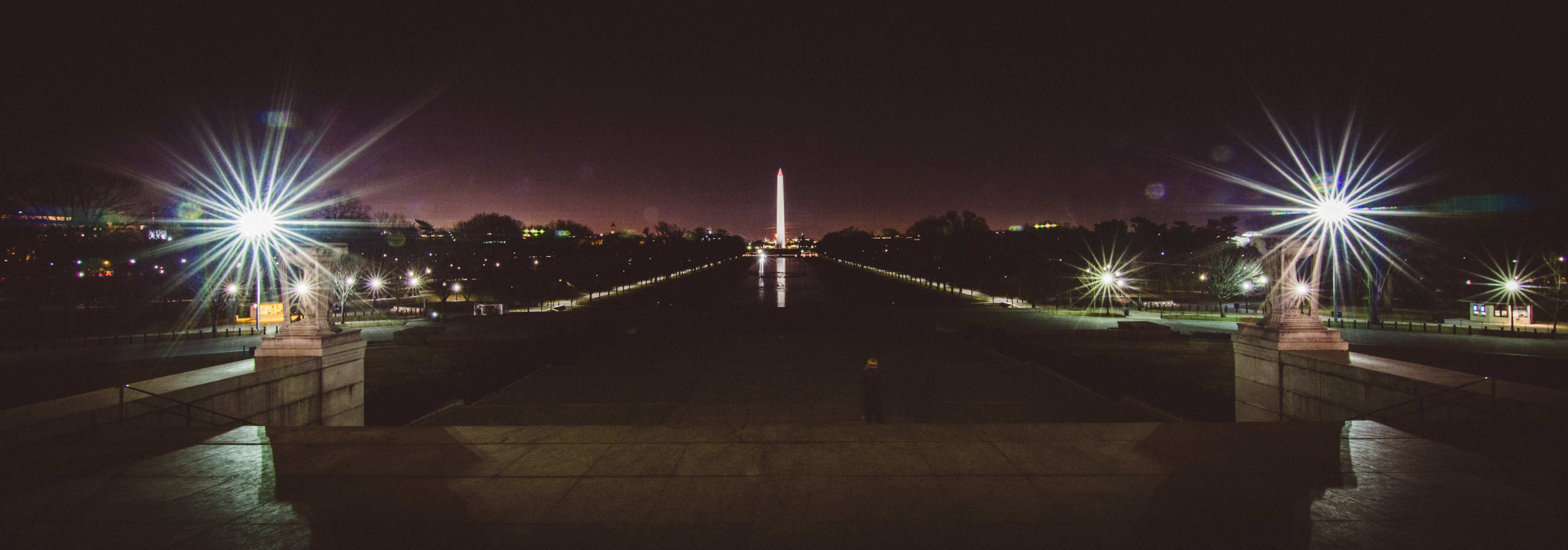Washington monument at night