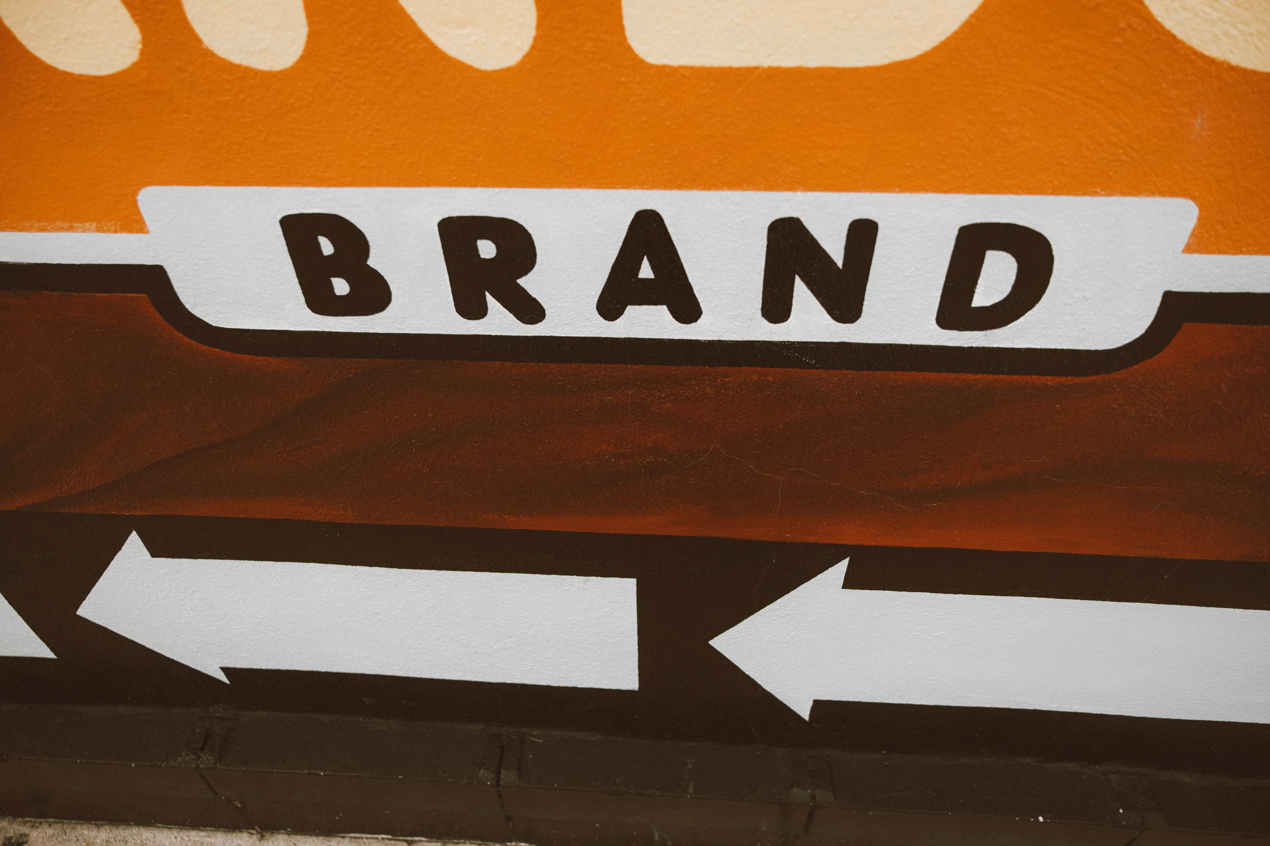 Brand arrows